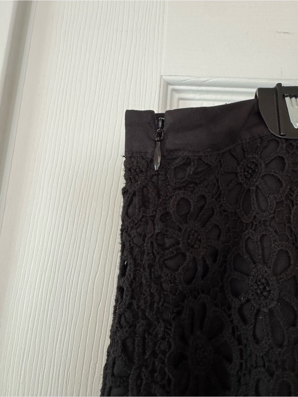 Talbots Black Floral Lace A-Line Skirt Women’s Size 12 Lined Capsule Classic - Picture 2 of 5